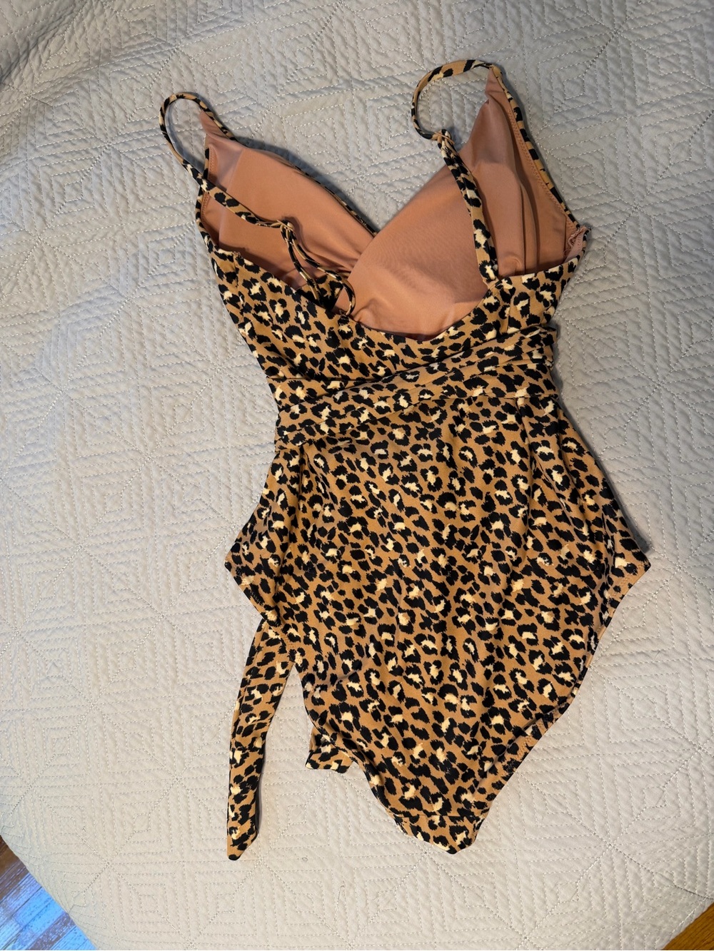 Aerie Leopard Print One-Piece Swimsuit with Front Cutout (size Medium) - Picture 4 of 6